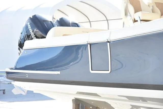 Slide: The Image of Hull Starboard Closeup - 6