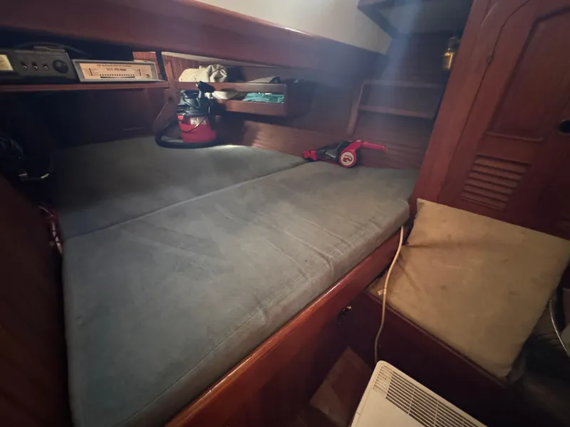 Slide: The Image of Hans Christian 43T 1989 - 61