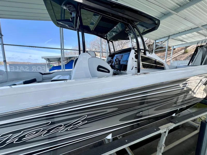 Slide: The Image of Nor-Tech 340 Sport Center Console 2019 - 3