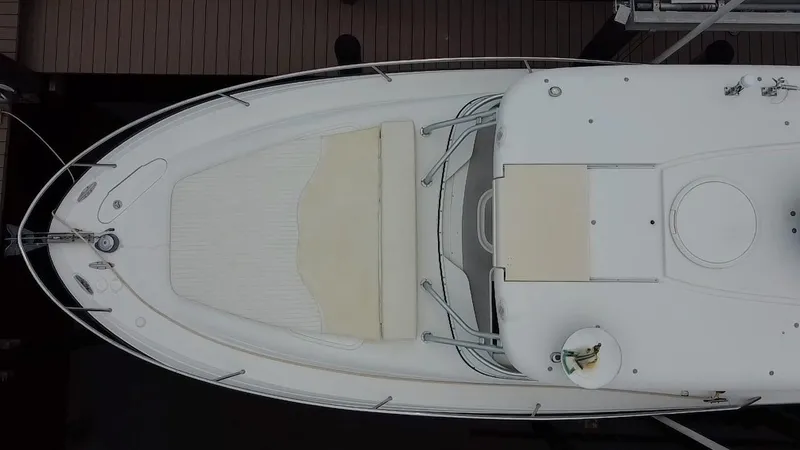 Slide: The Image of Top view of 2005 Hydra-Sports Vector 3300 VX boat docked. - 3