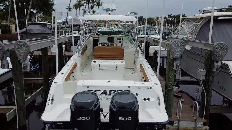 Slide: The Image of 2005 Hydra-Sports Vector 3300 VX boat docked with twin 300 engines. - 5
