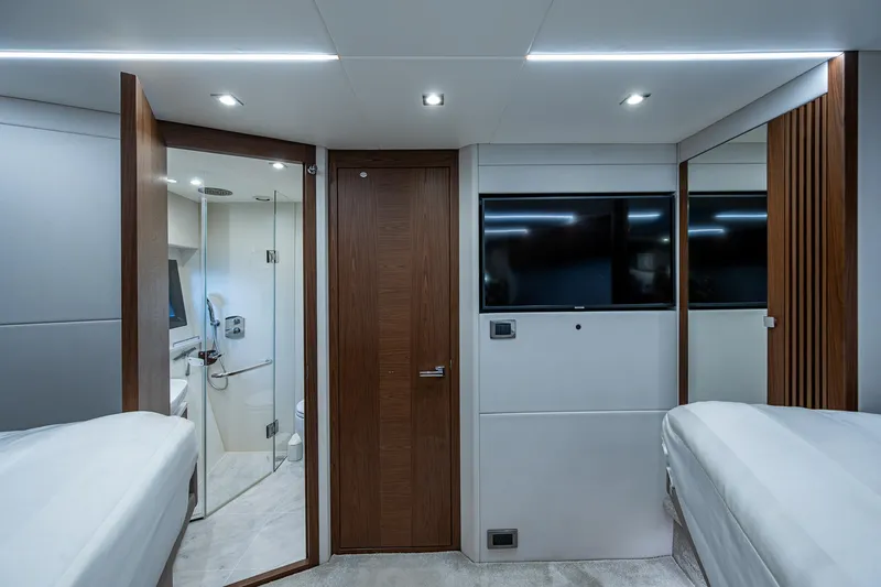 Slide: The Image of Sunseeker Predator 50 2019 - 65