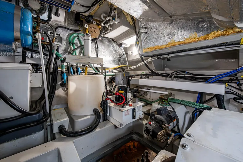 Slide: The Image of Sunseeker Predator 50 2019 - 76