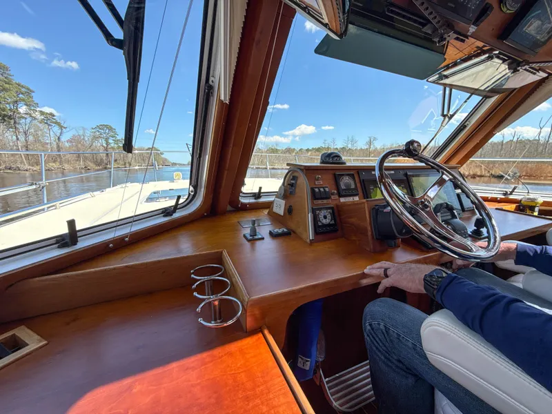 Slide: The Image of Helm Port - 30