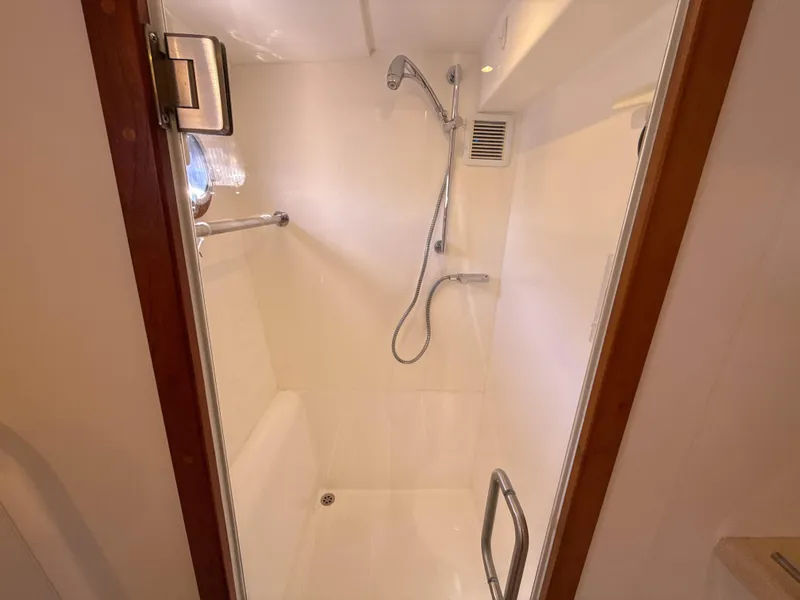 Slide: The Image of Starboard Stall Shower - 44