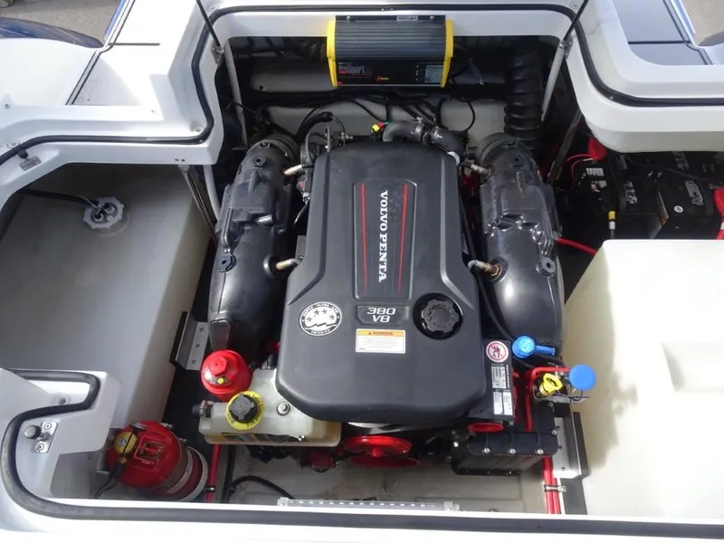 Slide: The Image of 2018 Cobalt R5 Surf engine compartment with Volvo Penta 380 V8 engine. - 19