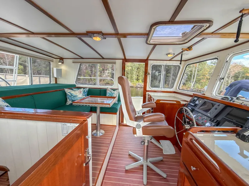 Slide: The Image of Pilothouse - 44