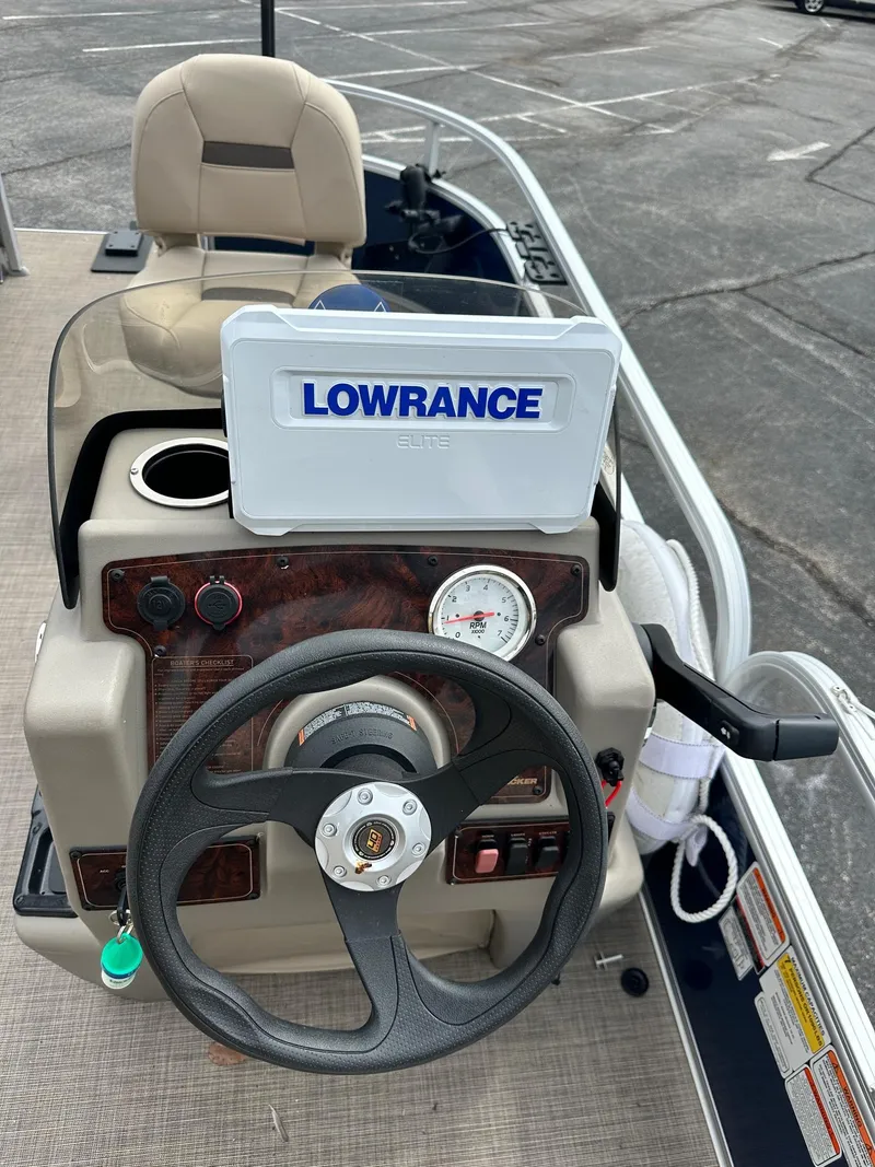 Slide: The Image of 2023 Sun Tracker Bass Buggy 16 XL Select boat dashboard with Lowrance system. - 17