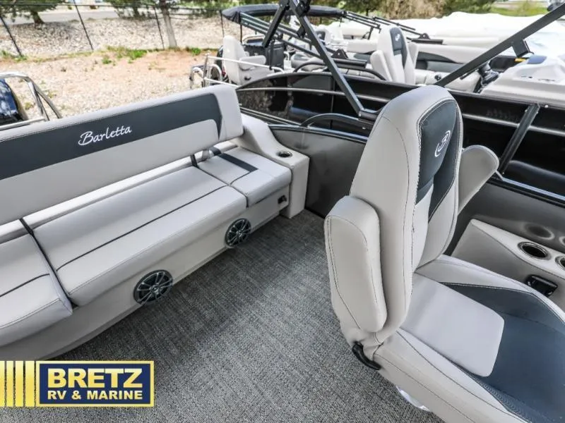 Slide: The Image of Aria A22UC 2025 - 12