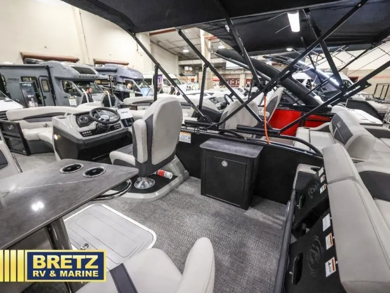 Slide: The Image of Cabrio C24UE 2025 - 19