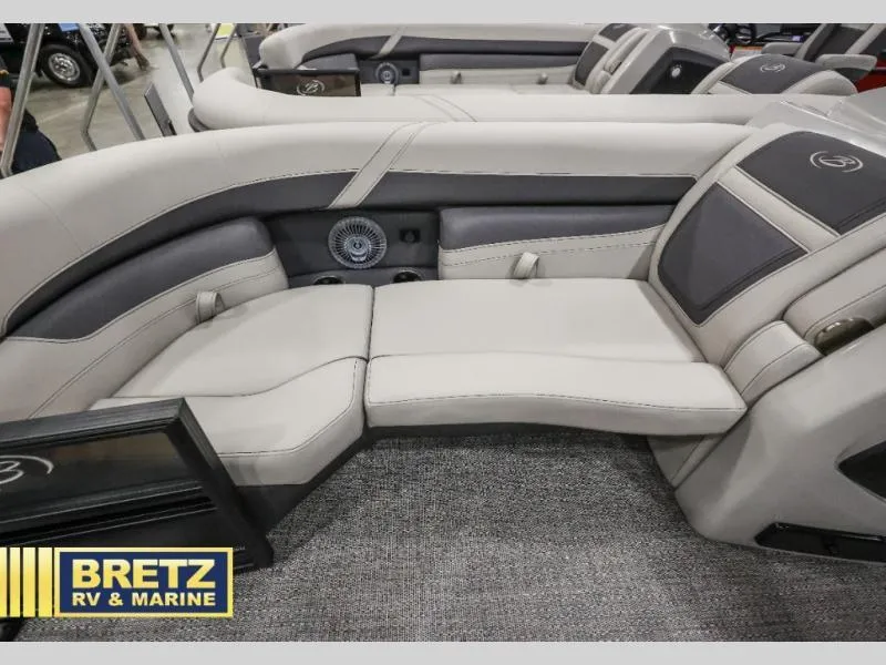 Slide: The Image of Cabrio C24UE 2025 - 22