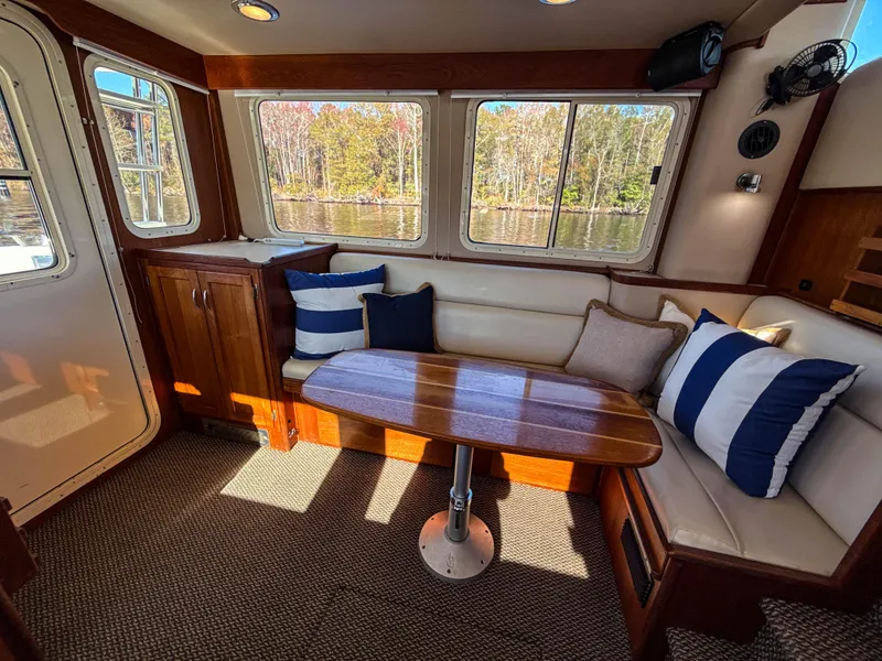 Slide: The Image of Saloon - 11