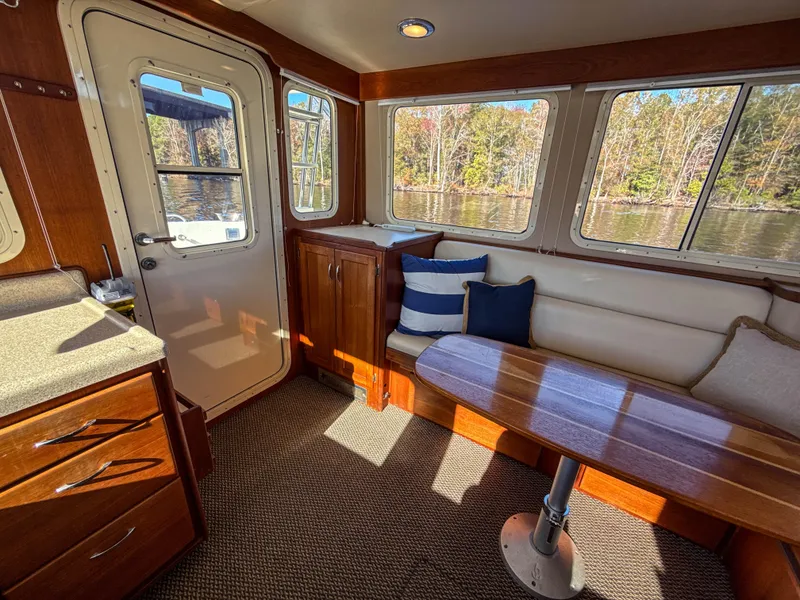 Slide: The Image of Saloon - 9