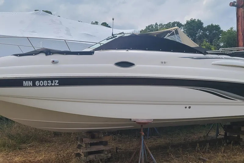 The Image of Exterior profile Chaparral - 0