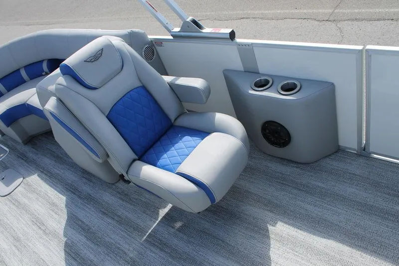 Slide: The Image of Luxurious seating on 2025 Bennington L Quad Bench 25 LFB pontoon boat. - 6