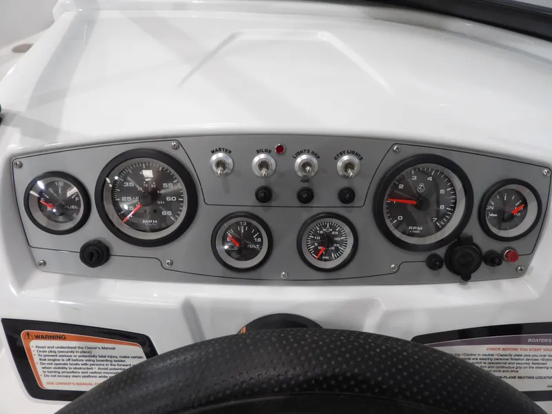 Slide: The Image of Tahoe 450TS 2017 - 13