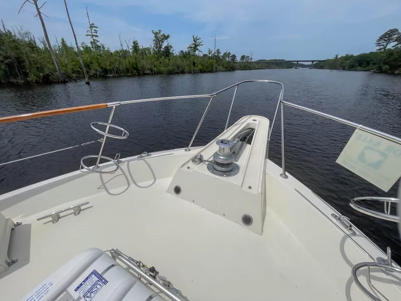 Slide: The Image of Hatteras 53 Motoryacht 1984 - 58