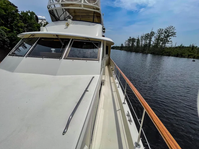 Slide: The Image of Hatteras 53 Motoryacht 1984 - 63