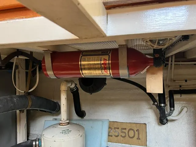 Slide: The Image of Grand Banks 36 Classic 1981 - 52