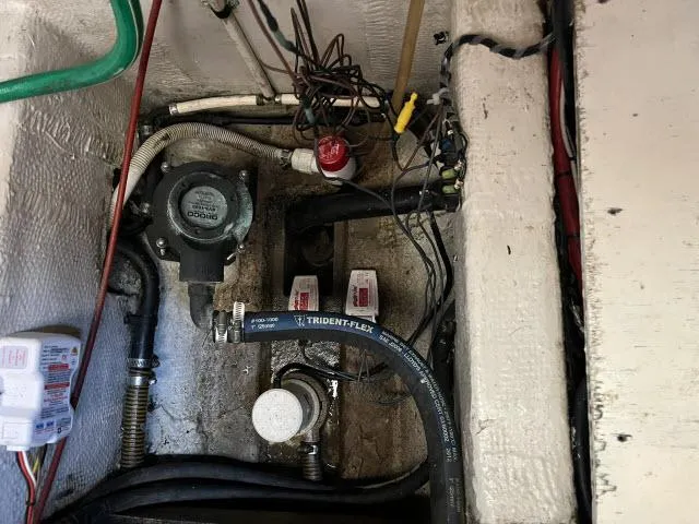 Slide: The Image of Grand Banks 36 Classic 1981 - 53