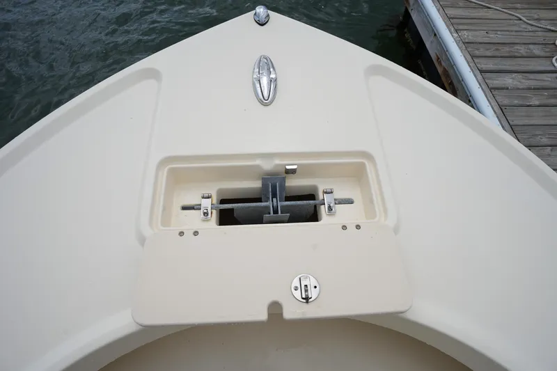 Slide: The Image of Bow of 2012 Parker 21 SE CC boat with anchor storage. - 29