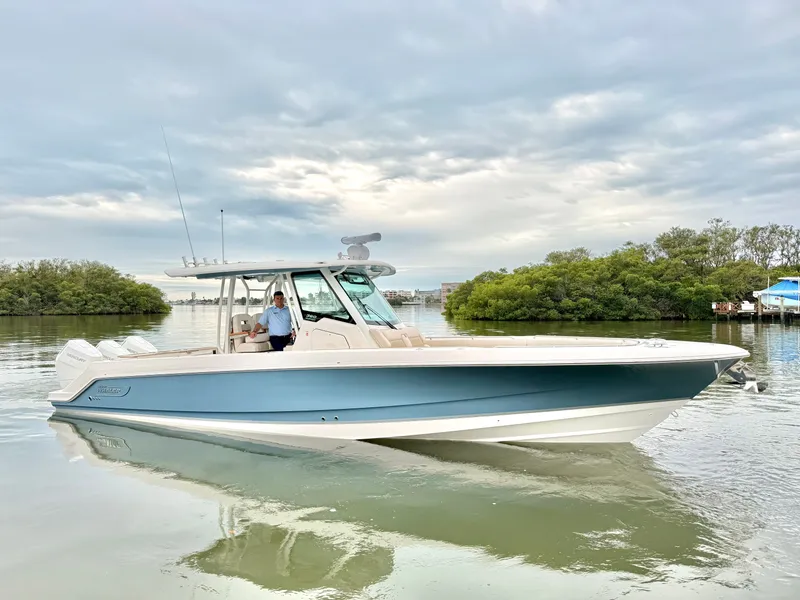 Slide: The Image of Boston Whaler 360 Outrage 2026 - 13