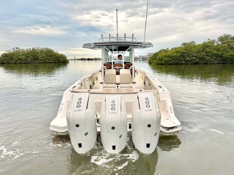 Slide: The Image of Boston Whaler 360 Outrage 2026 - 17