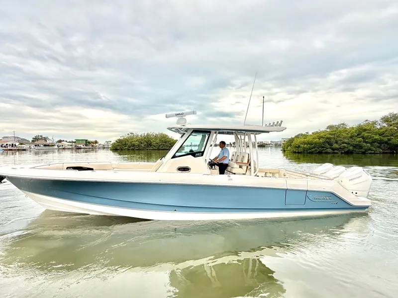 Slide: The Image of Boston Whaler 360 Outrage 2026 - 5