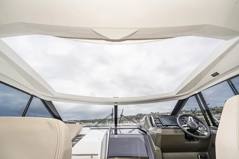 Slide: The Image of Jeanneau 40 LEADER 2017 - 17