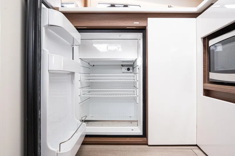 Slide: The Image of Jeanneau 40 LEADER 2017 - 28