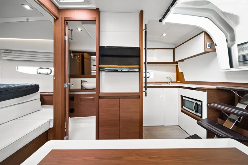 Slide: The Image of Jeanneau 40 LEADER 2017 - 33