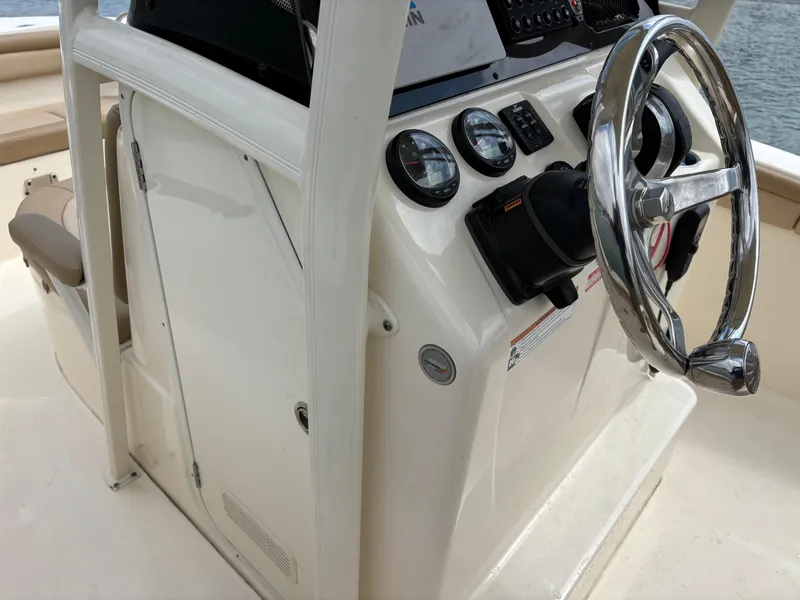 Slide: The Image of Scout 215XSF 2021 - 57