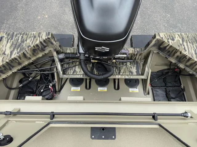 Slide: The Image of SeaArk 240 Protoge' / SUZUKI DF250 2025 - 8