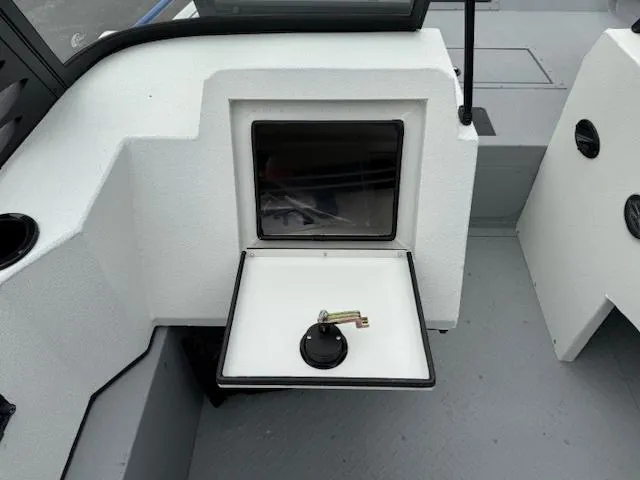 Slide: The Image of SeaArk Procat 200 / SUZUKI DF200 2025 - 19