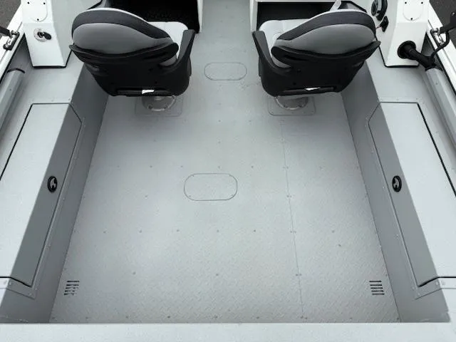 Slide: The Image of SeaArk Procat 200 / SUZUKI DF200 2025 - 29