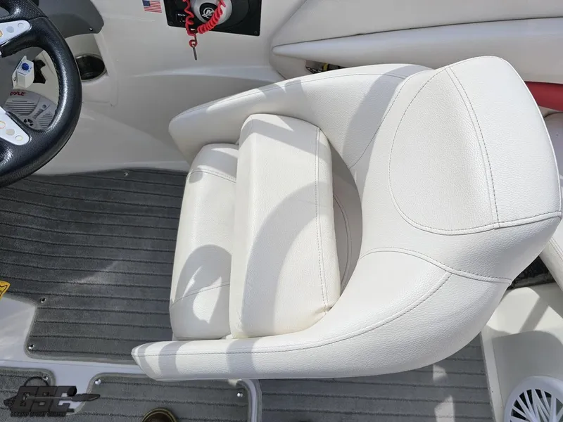 Slide: The Image of Larson Senza 186 2010 - 52