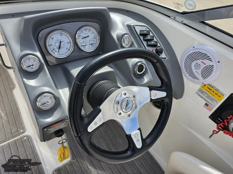 Slide: The Image of Larson Senza 186 2010 - 53