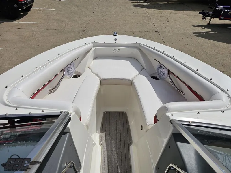 Slide: The Image of Larson Senza 186 2010 - 57