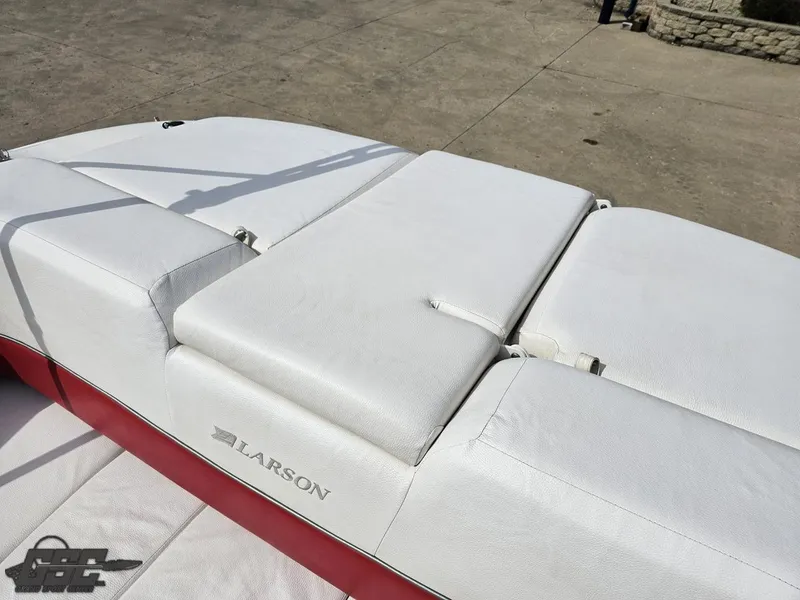 Slide: The Image of Larson Senza 186 2010 - 73