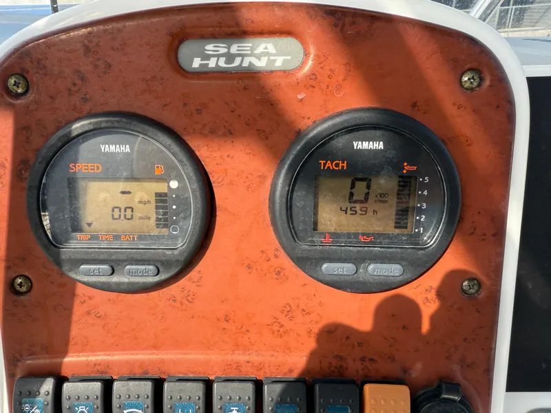 Slide: The Image of Dashboard of 2010 Sea Hunt Ultra 210 boat with Yamaha speed and tachometer gauges. - 30