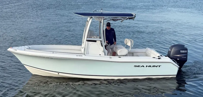 Slide: The Image of Sea Hunt Ultra 210 2010 - 53