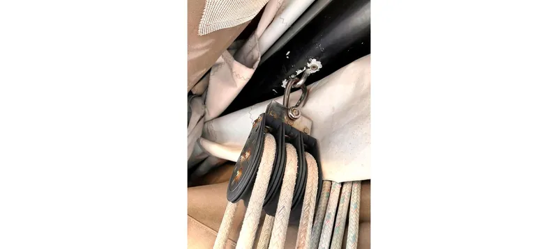 Slide: The Image of Rope and pulley system on 1980 Sceptre 36 Brandywine sailboat. - 22