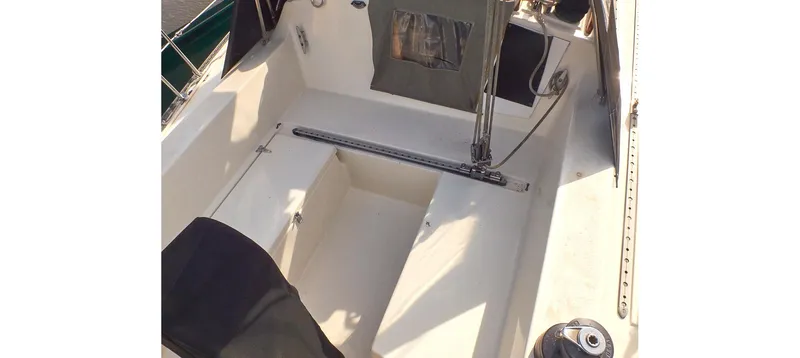 Slide: The Image of Cockpit of 1980 Sceptre 36 Brandywine sailboat with seating and control equipment. - 27