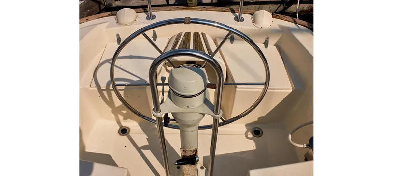 Slide: The Image of 1980 Sceptre 36 Brandywine yacht steering wheel and cockpit detail. - 33