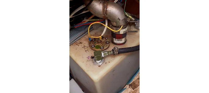 Slide: The Image of Sceptre 36 Brandywine 1980 - 70