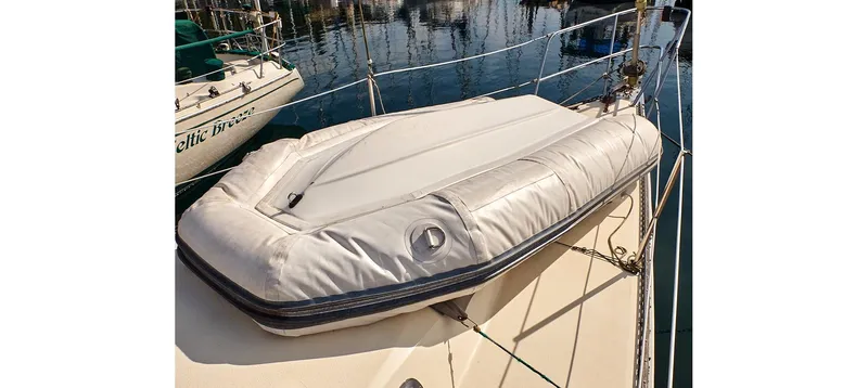 Slide: The Image of Sceptre 36 Brandywine 1980 - 86