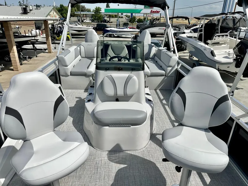 Slide: The Image of Avalon 23' Venture 85 Platinum CC Fish w/ 150HP Mercury! 2025 - 12