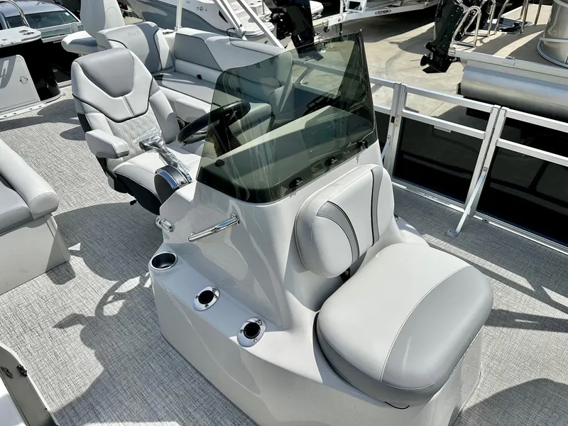 Slide: The Image of Avalon 23' Venture 85 Platinum CC Fish w/ 150HP Mercury! 2025 - 3