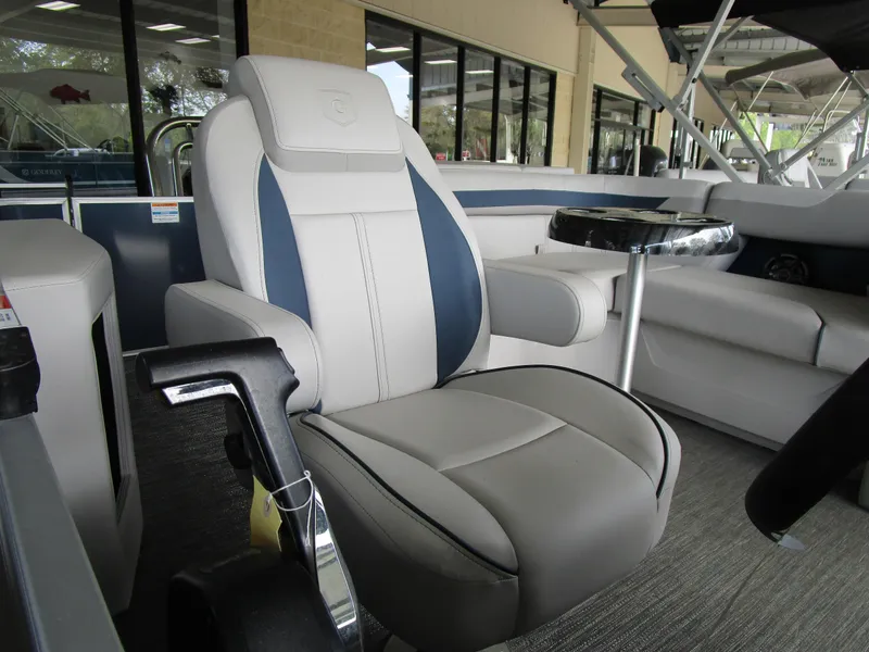 Slide: The Image of Sweetwater Sweetwater Cruise 2086 C 2025 - 10