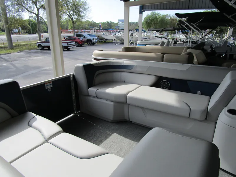 Slide: The Image of Sweetwater Sweetwater Cruise 2086 C 2025 - 4